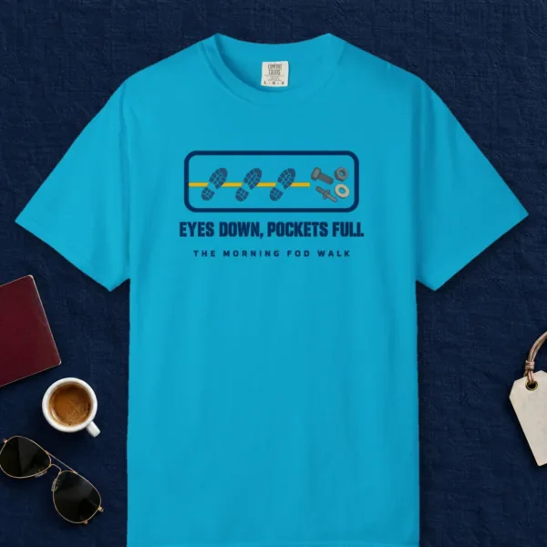 Eyes Down Pockets Full Tee in Sapphire, front view