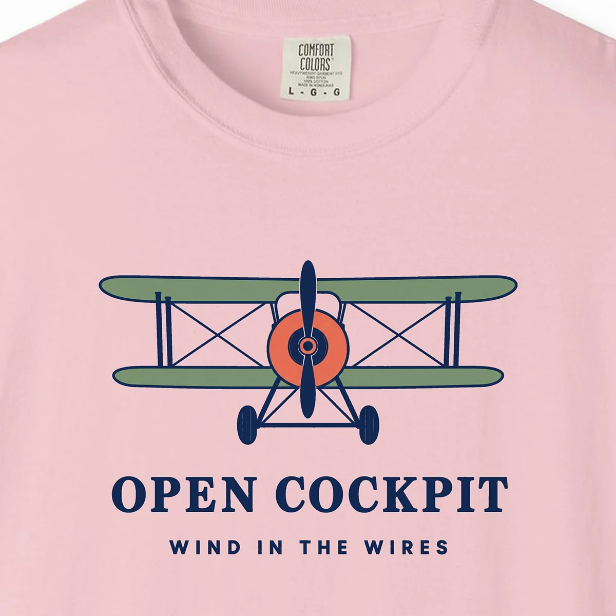 Open Cockpit Tee in Blossom, close-up