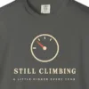 still-climbing-tee-pepper-chest Still Climbing Tee in Pepper, close-up